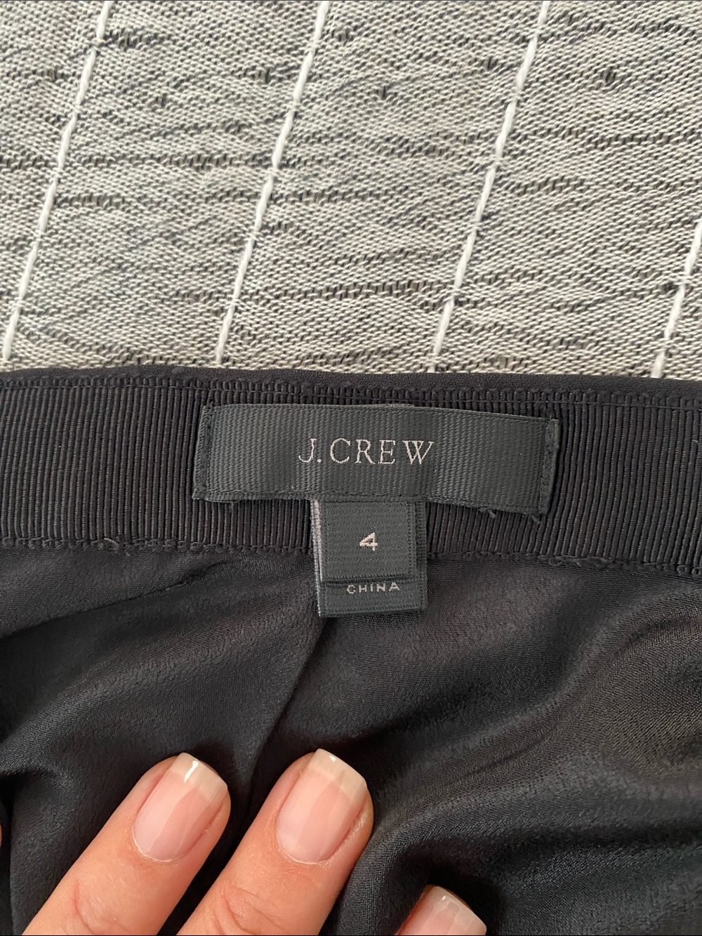 J. Crew Black Pleated Midi Skirt Size 4 - Picture 7 of 8